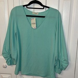 NWT ee:some Willow Tree boutique puff, long sleeved v neck blouse, mint, small